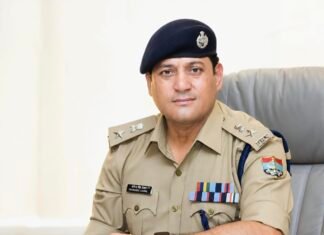 डोईवाला में शराब तस्करी पर पुलिस की बड़ी कार्रवाई, 10 पेटियां बरामद, एक आरोपी गिरफ्तार